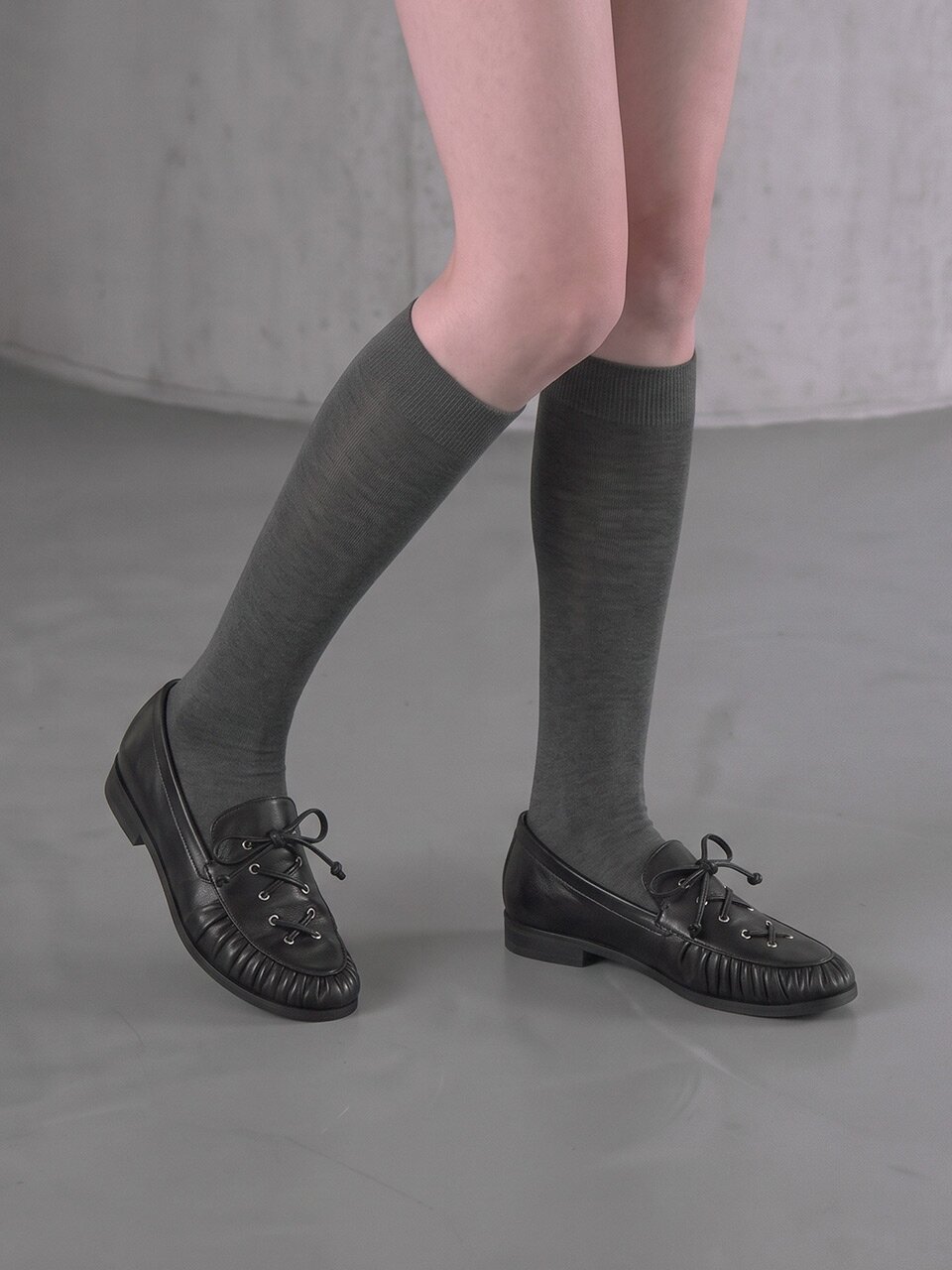 Shirring Lace-up Ribbon Loafers (att506-1)