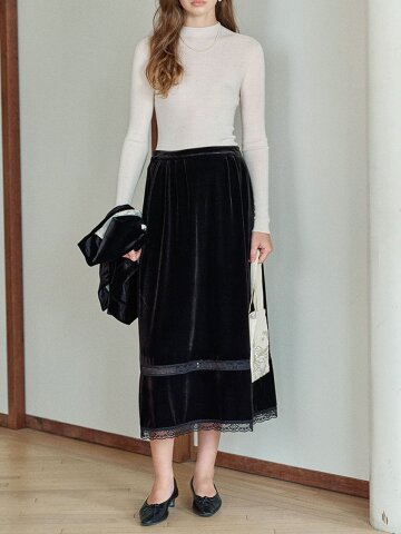 SR_Black lace velvet skirt