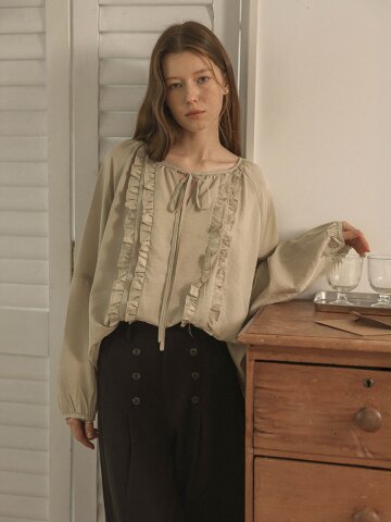 PM_Ruffle ribbon tie blouse