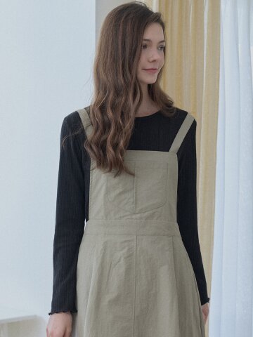 Basic Round Neck Knit - BLACK