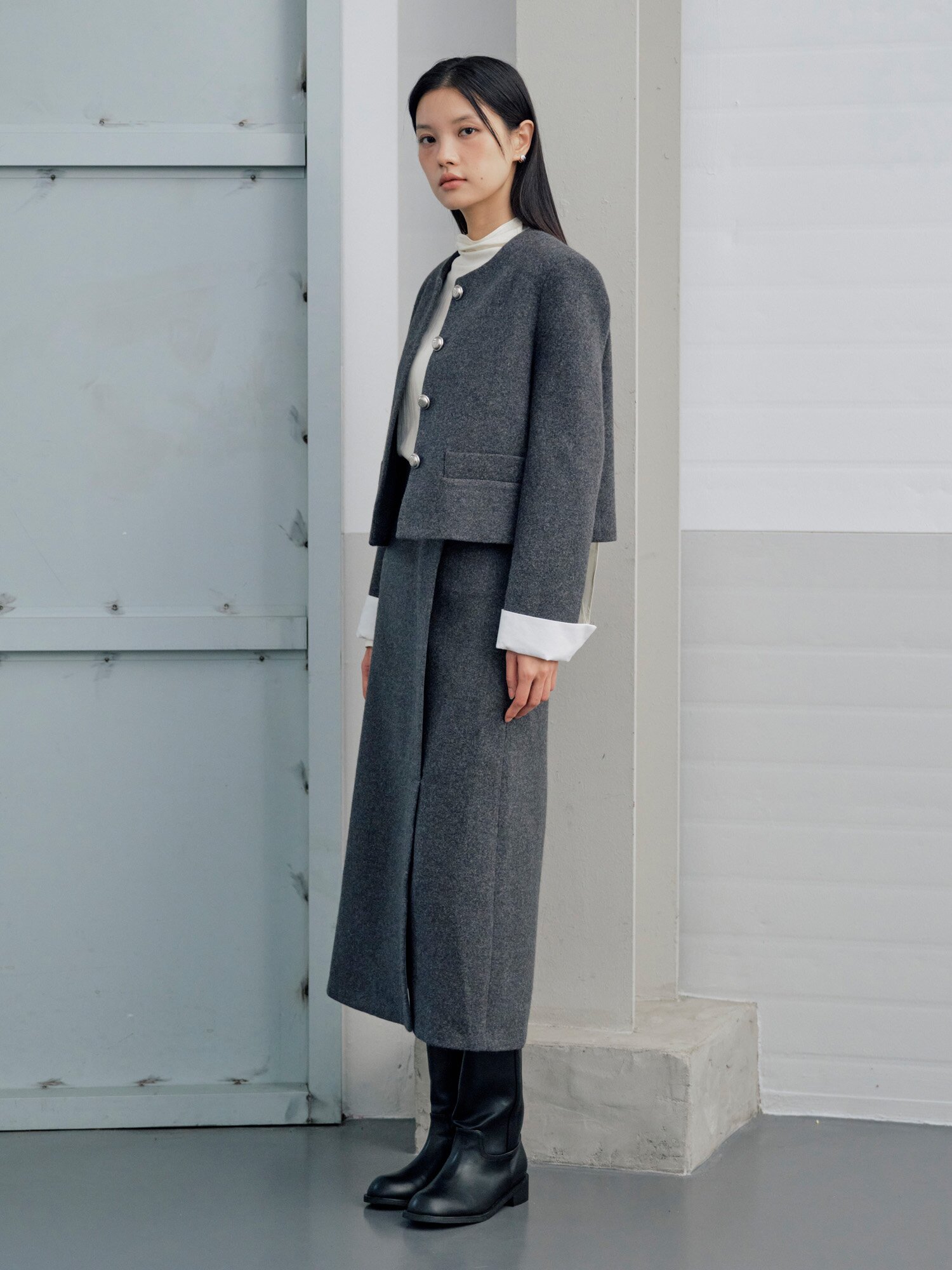 디테쳐블 커프스 라운드넥 재킷 (GREY)
