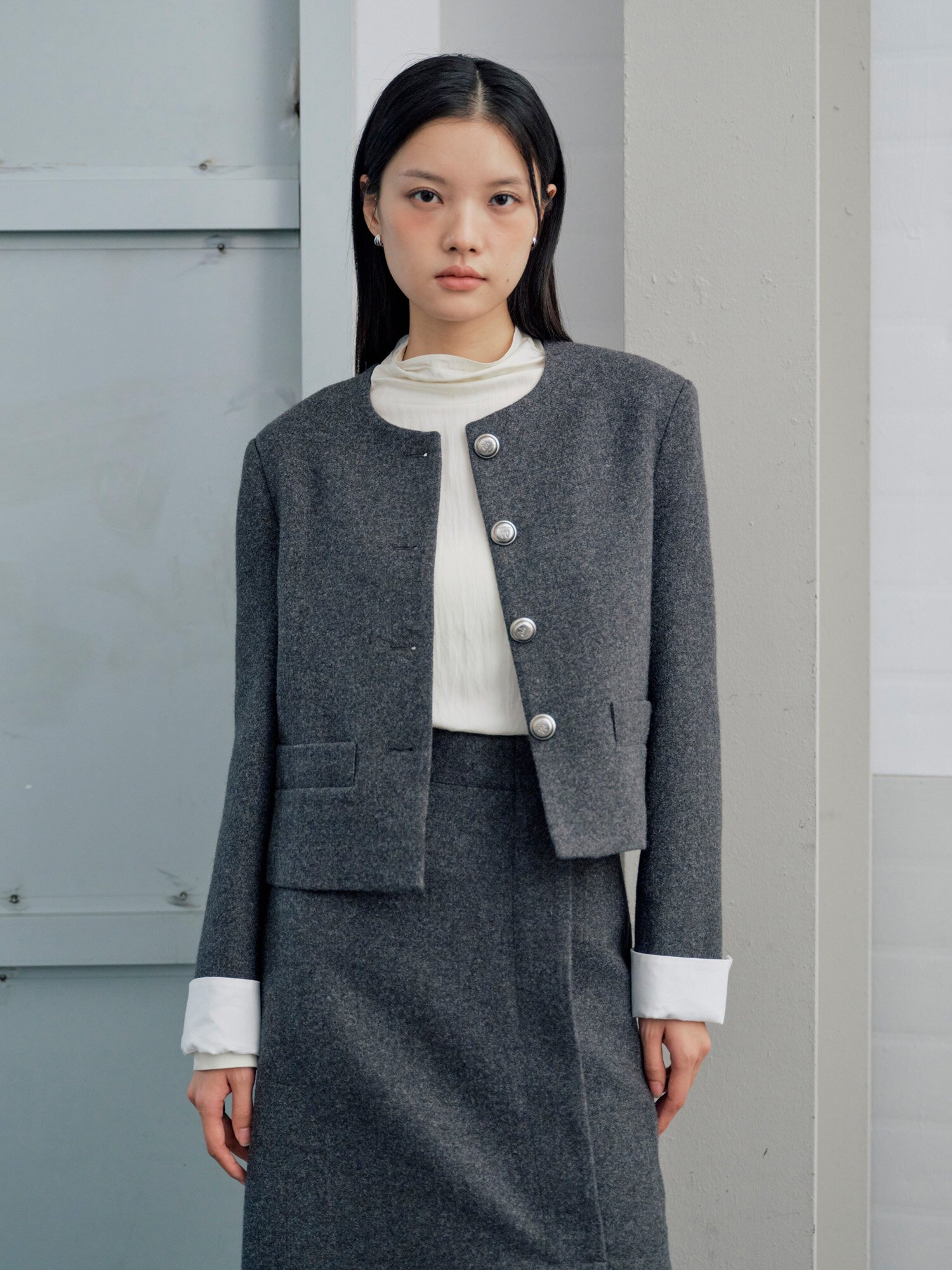 디테쳐블 커프스 라운드넥 재킷 (GREY)