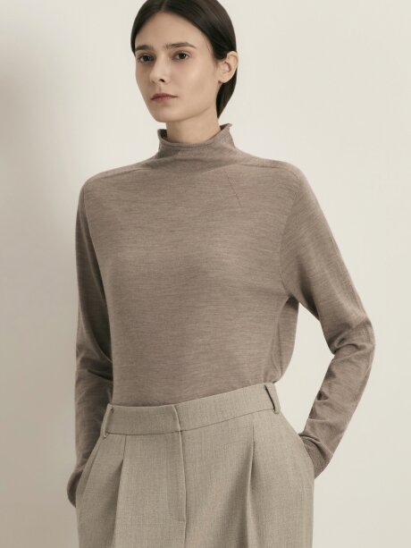 울 홀가먼트 터틀넥 풀오버 