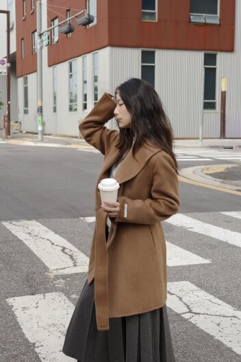 울 숄 칼라 핸드메이드 하프 코트 