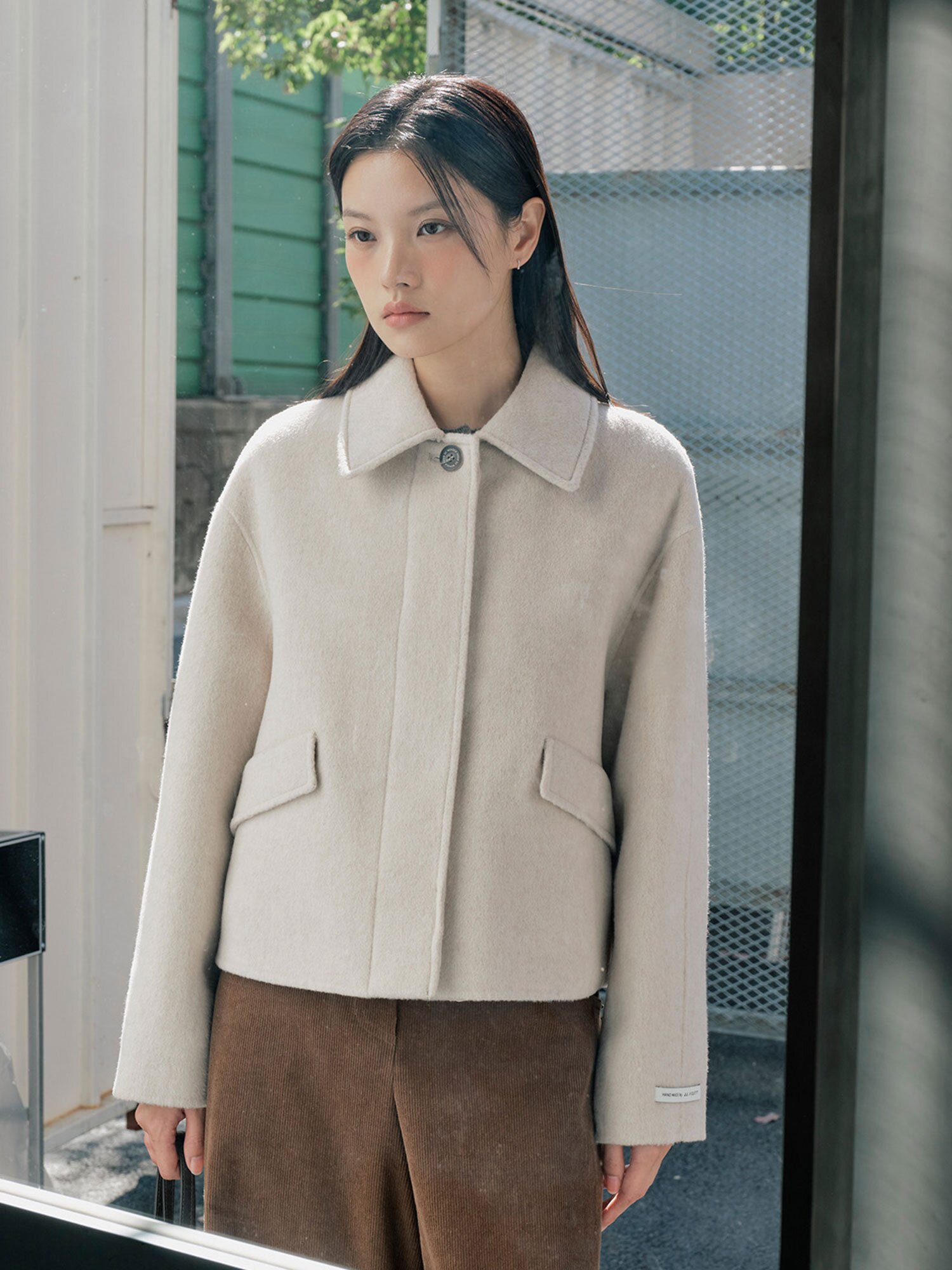 울 싱글 칼라 크롭 핸드메이드 코트 (LIGHT BEIGE)