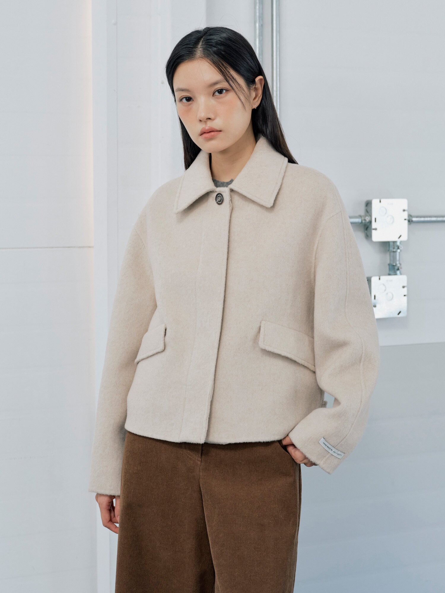 울 싱글 칼라 크롭 핸드메이드 코트 (LIGHT BEIGE)