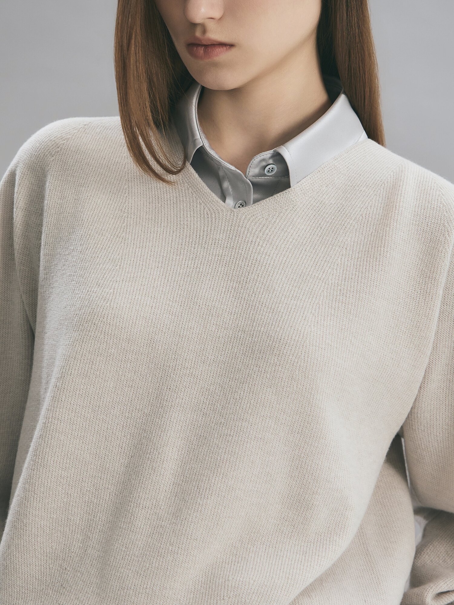 울 브이넥 니트 (LIGHT GREY)