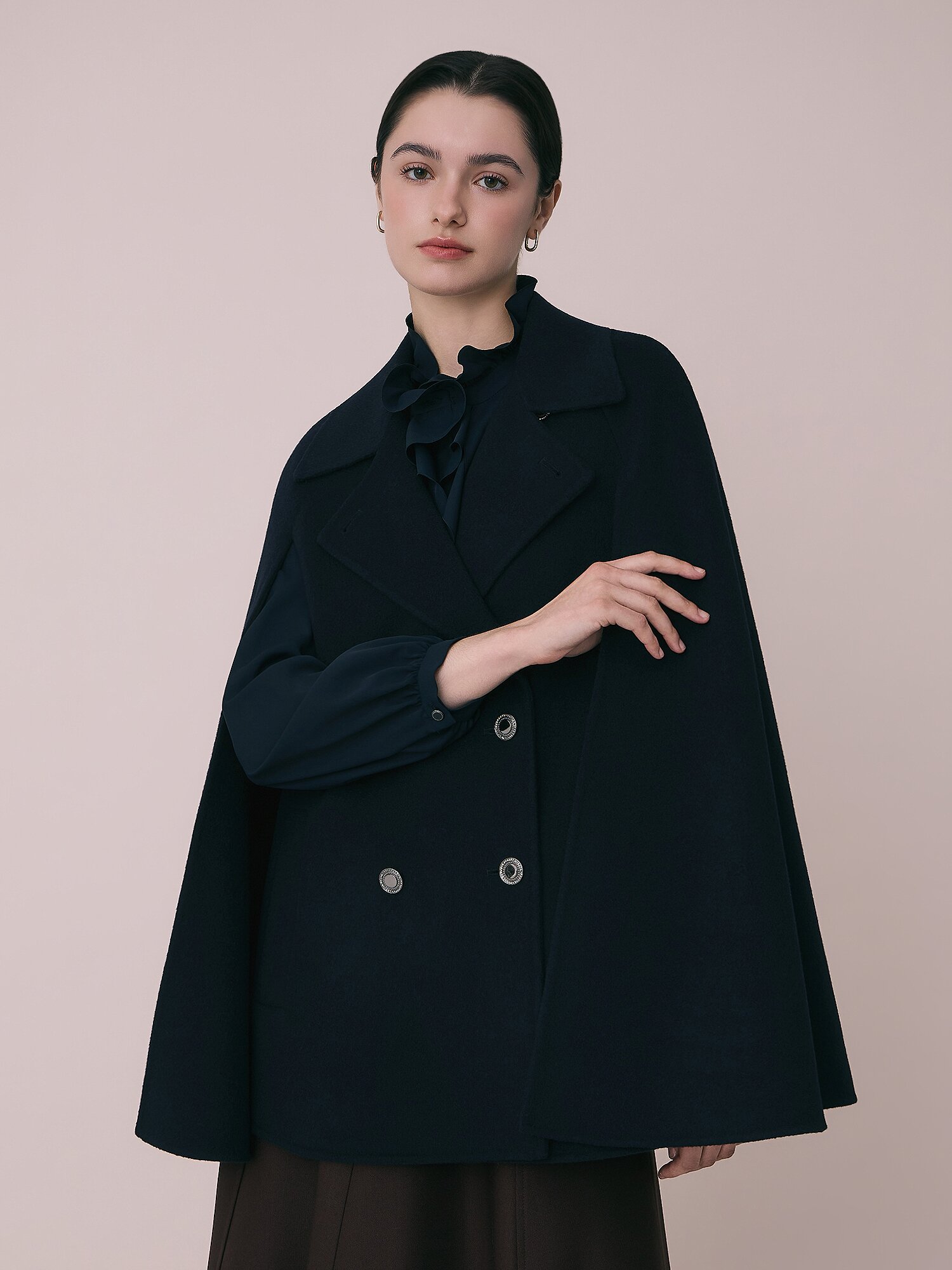 벨티드 케이프 자켓 (NAVY)