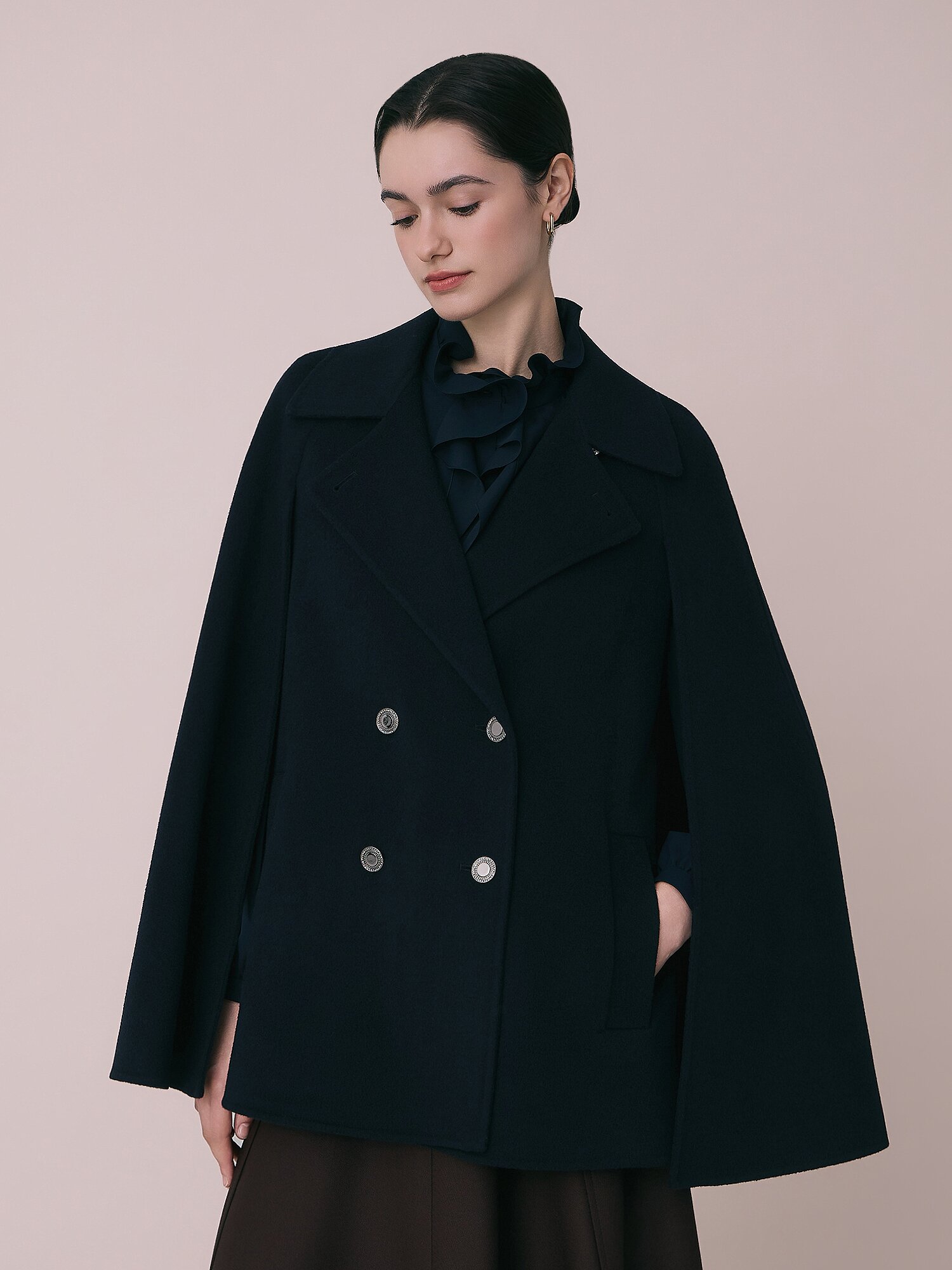 벨티드 케이프 자켓 (NAVY)