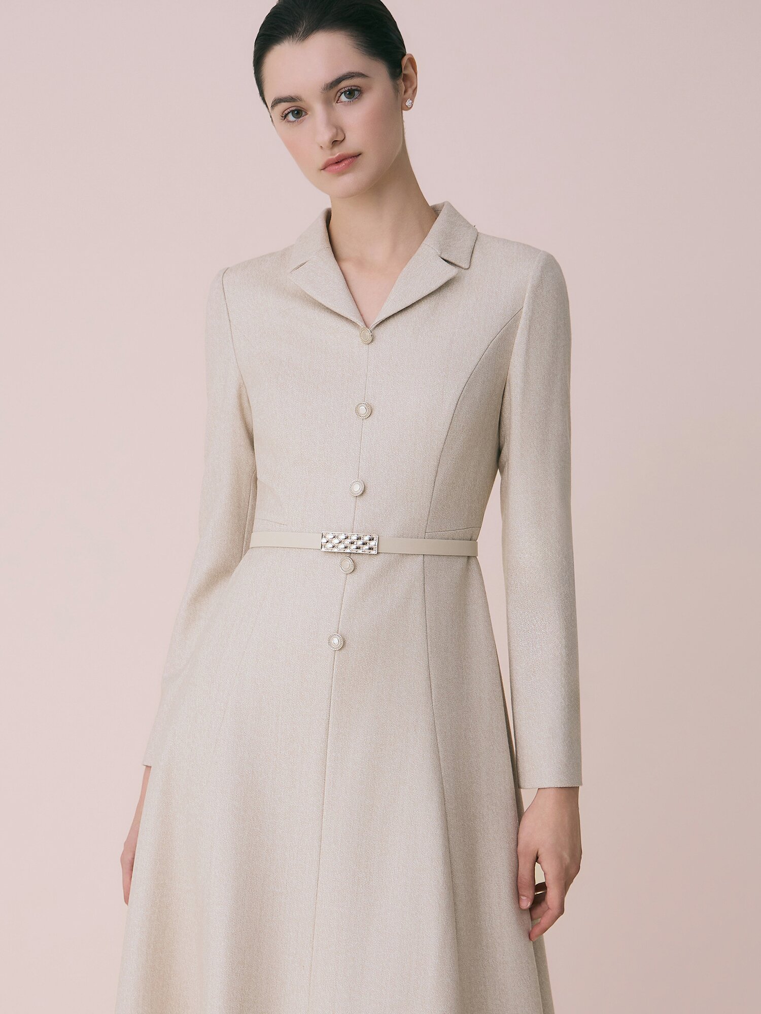 벨티드 글리터 칼라 원피스 (BEIGE)