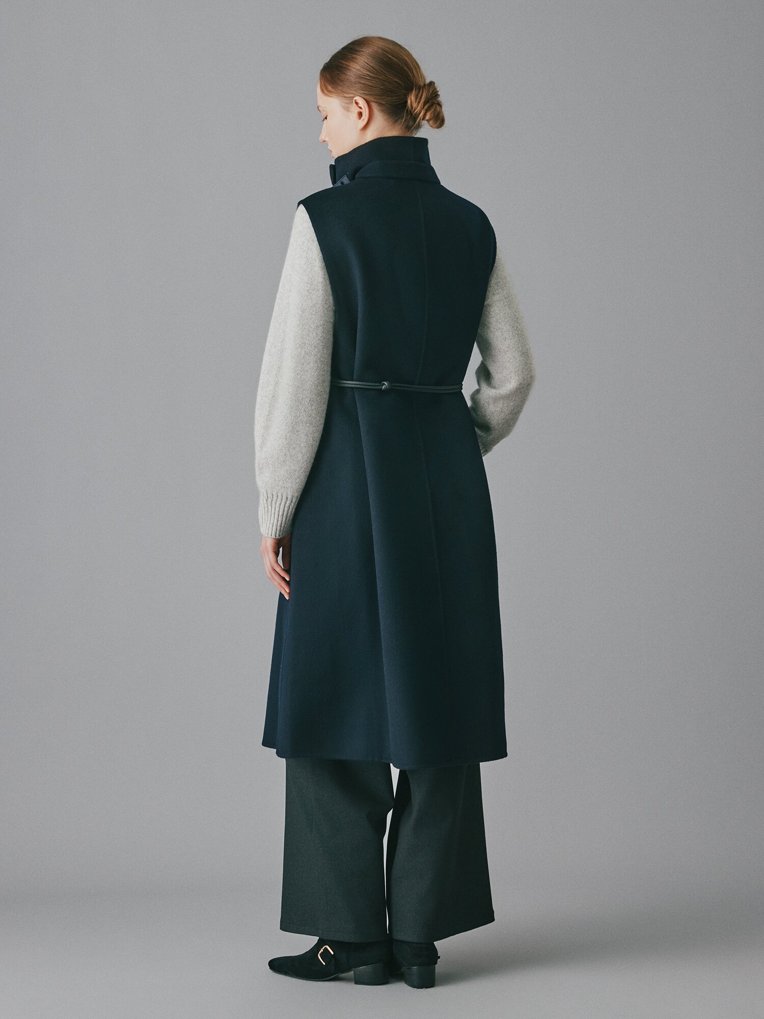 울 캐시미어 블렌드 하이넥 벨티드 롱 베스트 (NAVY)