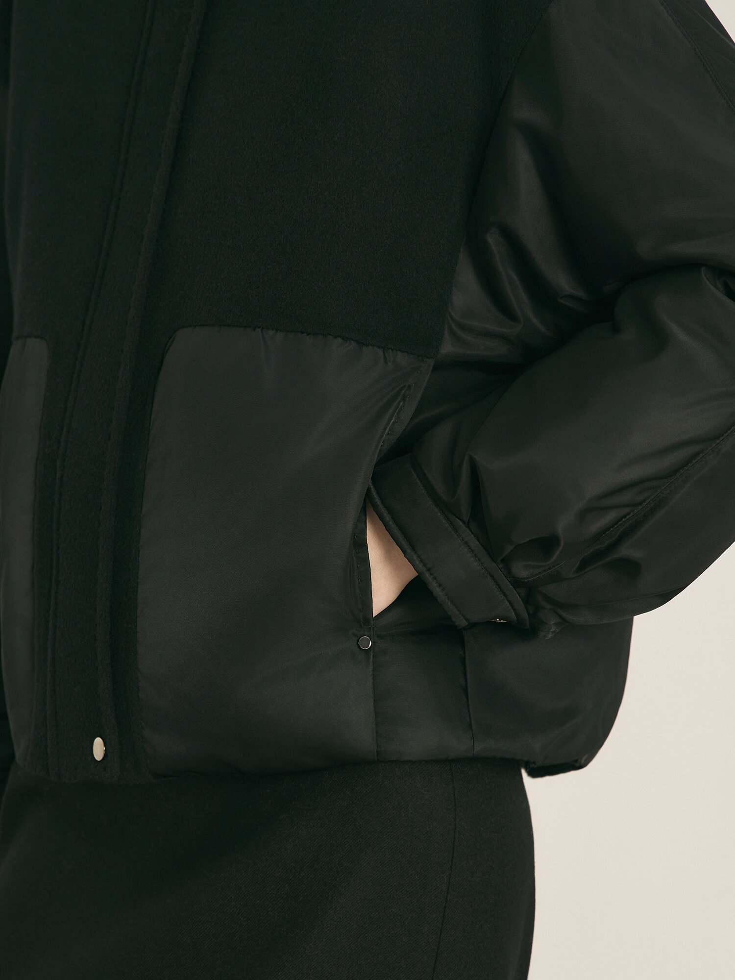 텍스처 블록 블루종 자켓 (BLACK)