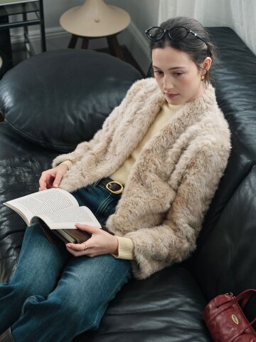 SR_Short faux fur jacket