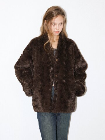 DD_Soft fur button jacket