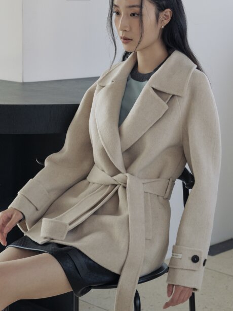 울 캐시미어 블렌드 핸드메이드 벨티드 하프 코트 