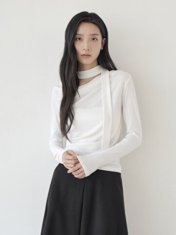 타이넥 셔링 슬림핏 티셔츠 