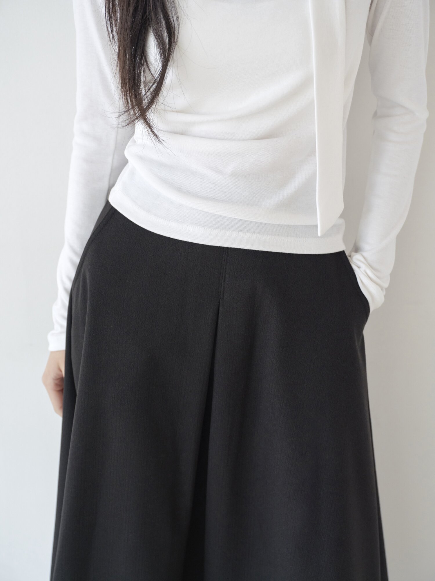 타이넥 셔링 슬림핏 티셔츠 (WHITE)