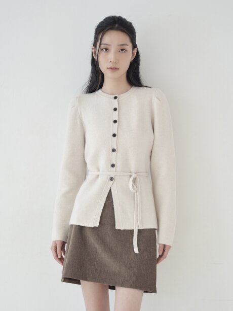 라운드넥 버튼 벨티드 가디건 