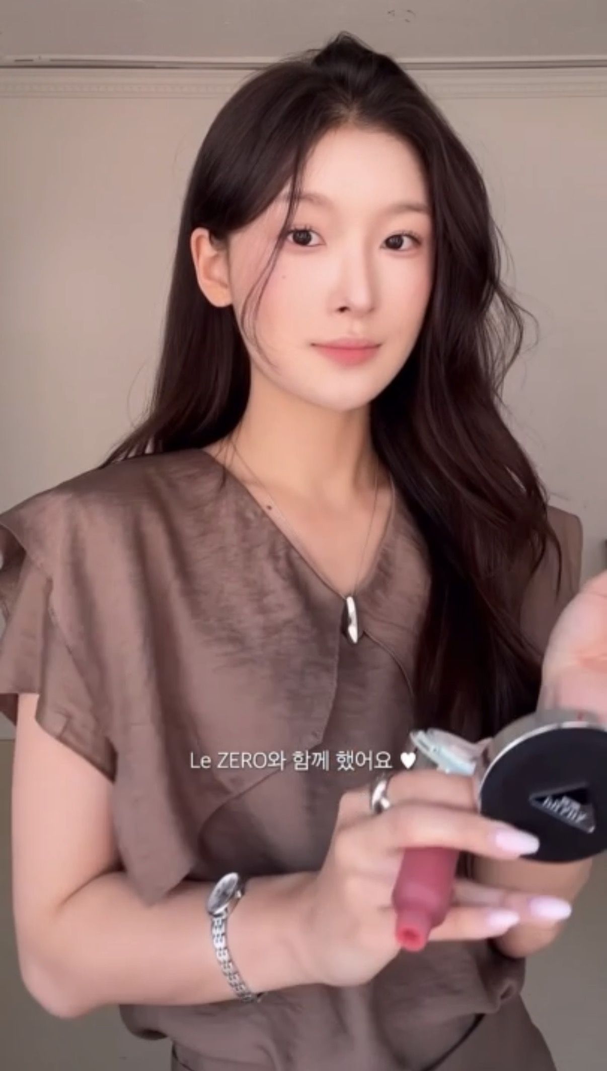 영상 썸네일 이미지